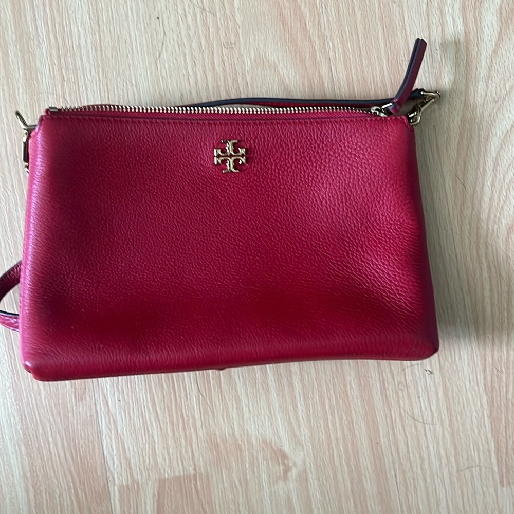 Tory Burch wallet crossbody bag